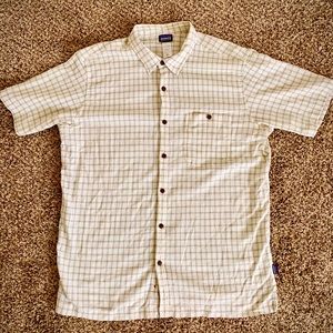 Patagonia Men’s XL organic short sleeve button-up